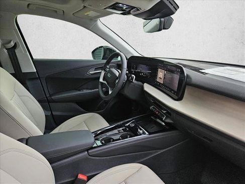 New 2026 Audi Q3 quattro 2.0T AWD/4WD image 11