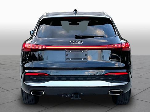 Used 2025 Audi Q5 Premium Plus w/ Premium Plus AWD/4WD image 5