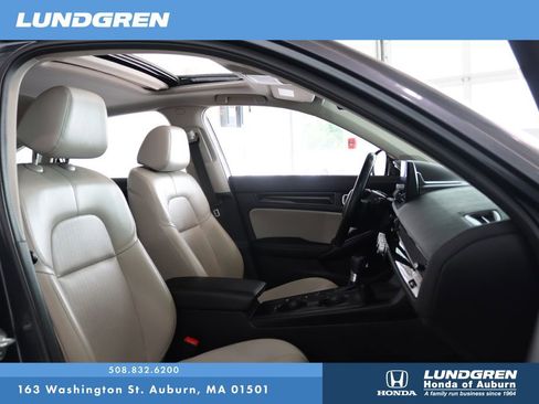 Used 2023 Honda Civic Touring image 17