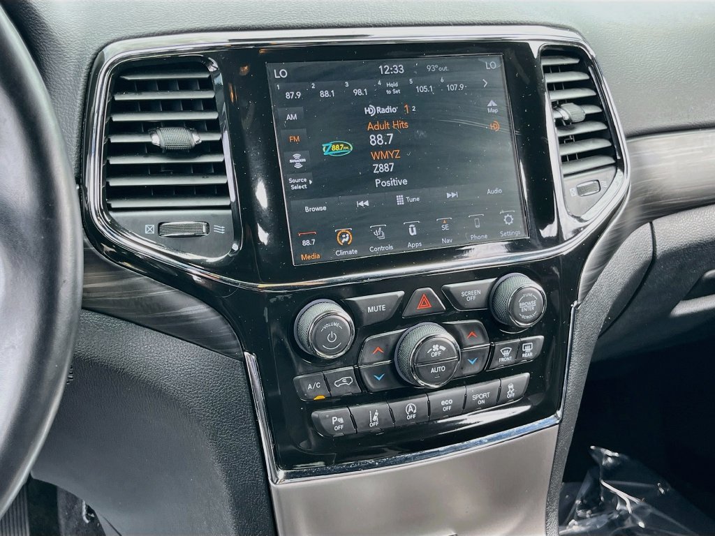 Certified 2021 Jeep Grand Cherokee Laredo X RWD image 15