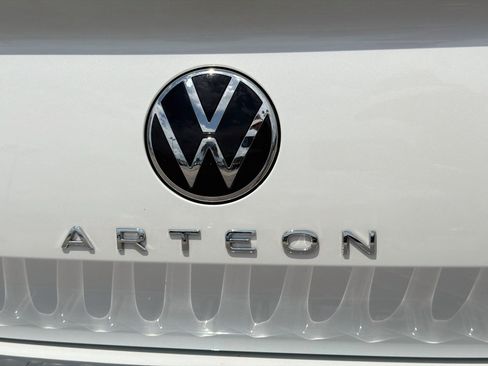Certified 2023 Volkswagen Arteon SE FWD image 11