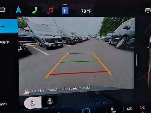 Certified 2025 Volkswagen ID.4 Pro RWD image 18