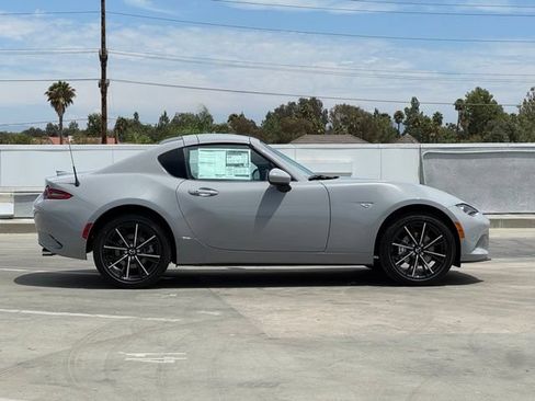 New 2026 MAZDA MX-5 Miata RF Grand Touring RWD image 30