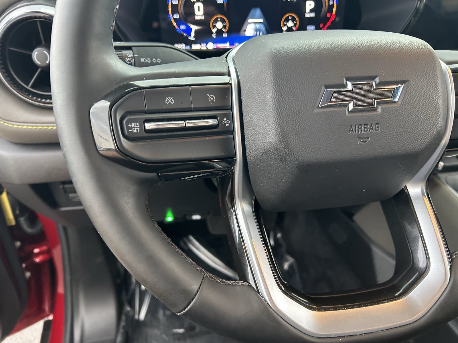 Used 2025 Chevrolet Colorado ZR2 AWD/4WD image 27