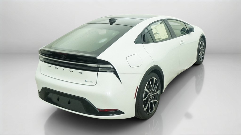 New 2026 Toyota Prius Plug-In Hybrid FWD image 37