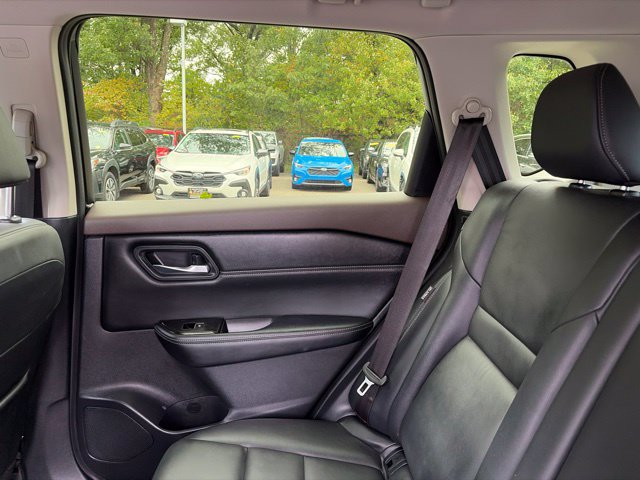 Used 2023 Nissan Rogue SL AWD/4WD image 20