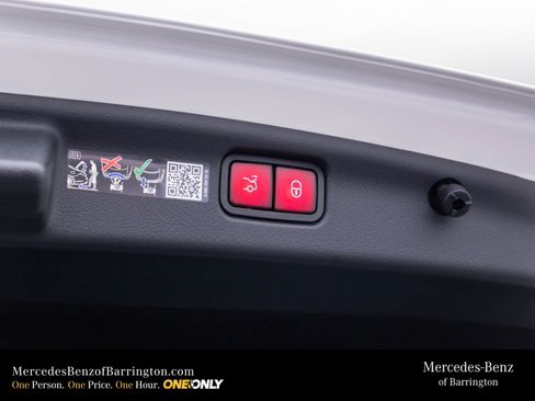 New 2026 Mercedes-Benz C 300 4MATIC Sedan image 31