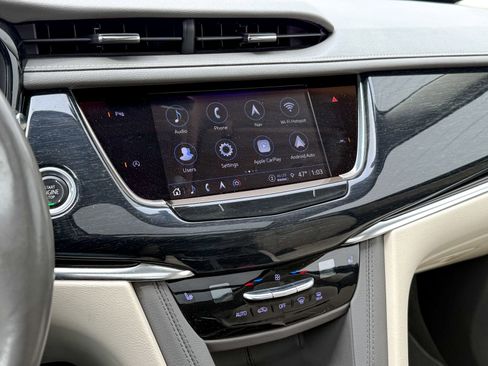 Certified 2022 Cadillac XT6 Premium Luxury AWD/4WD image 21