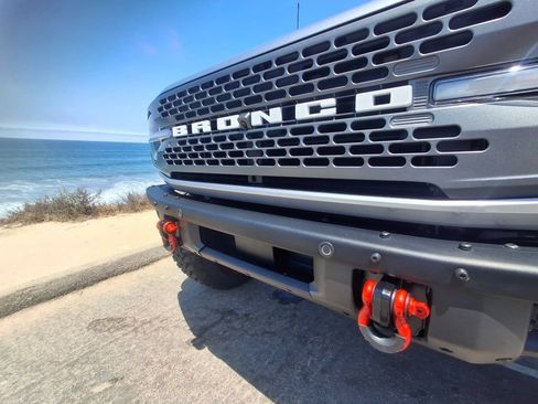 Used 2024 Ford Bronco Badlands AWD/4WD image 10