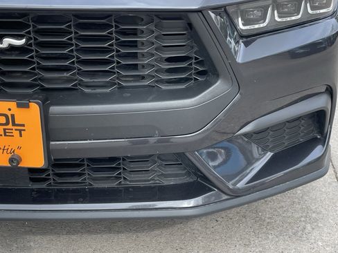 Used 2024 Ford Mustang Premium image 7