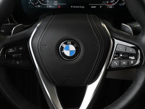 Used 2020 BMW 530i w/ Convenience Package RWD image 29