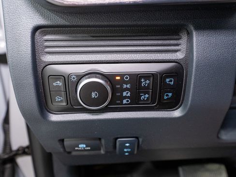 Used 2025 Ford F250 Lariat w/ Lariat Ultimate Package image 37