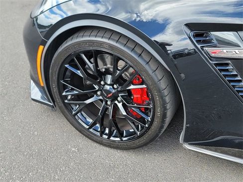 Used 2019 Chevrolet Corvette Z06 image 5