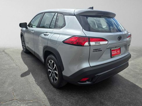 Used 2025 Toyota Corolla Cross AWD Hybrid image 5