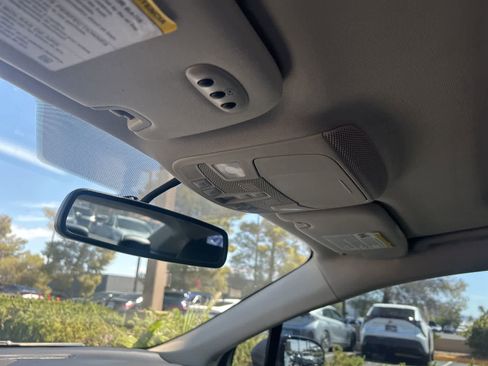 Used 2017 Ford Fusion Titanium image 6