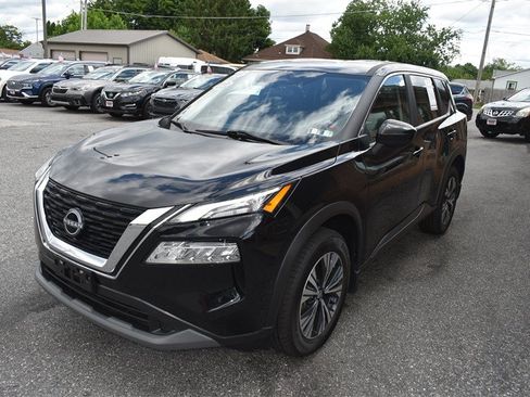 Used 2023 Nissan Rogue SV AWD/4WD image 7