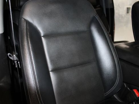 Used 2020 Chevrolet Silverado 1500 LT Trail Boss image 23