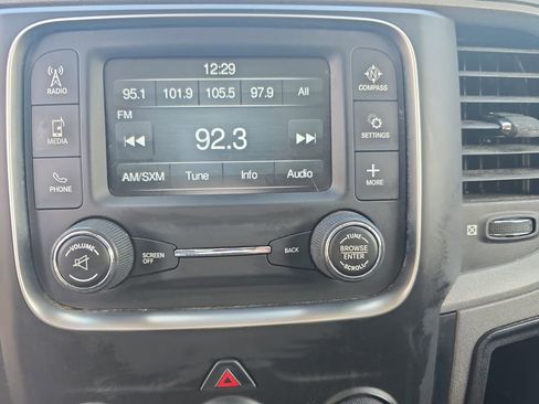 Used 2017 RAM 1500 Express image 16