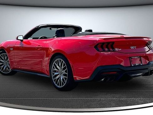Used 2024 Ford Mustang GT Premium RWD image 4
