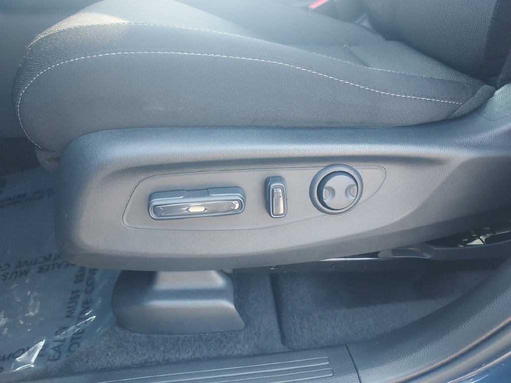Used 2025 Honda CR-V EX image 25