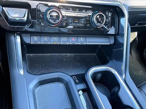 Used 2024 GMC Sierra 3500 Denali w/ Denali Reserve Package image 25