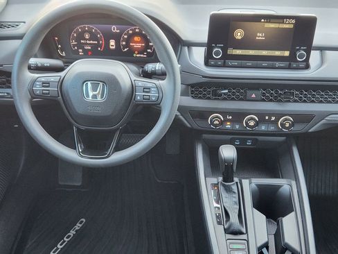 Used 2025 Honda Accord LX image 25