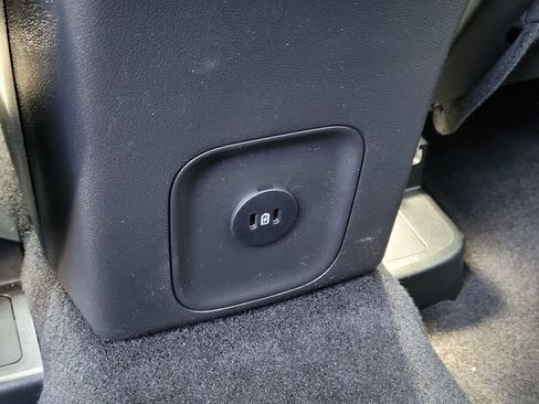 New 2025 Ford Escape SE image 33