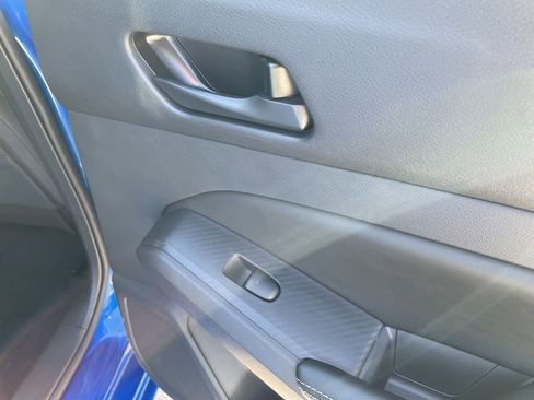 Used 2025 Nissan Altima 2.5 SV image 38