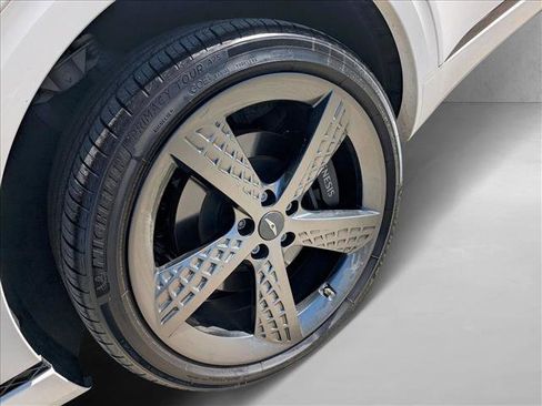 Used 2025 Genesis GV70 3.5T Sport w/ Sport Advanced Package image 20