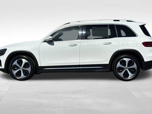 Used 2024 Mercedes-Benz GLB 250 image 7
