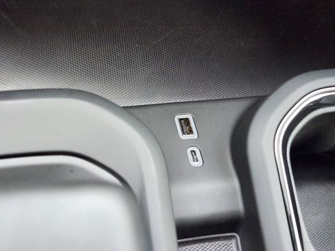 Certified 2026 GMC Sierra 1500 AT4X image 17