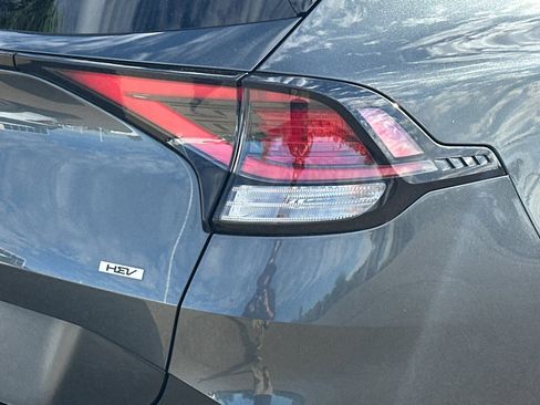 Used 2024 Kia Sportage LX image 24