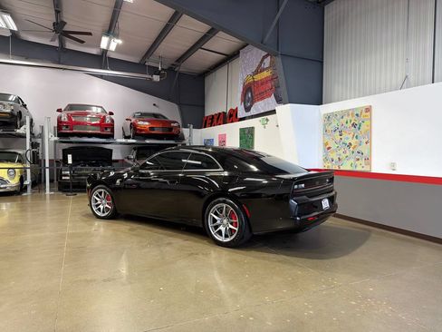 Used 2025 Dodge Charger Daytona Scat Pack w/ Track Pack AWD/4WD image 55