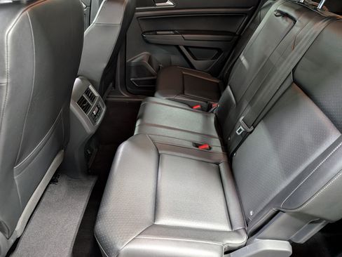 Used 2019 Volkswagen Atlas SE w/ Towing Package AWD/4WD image 11