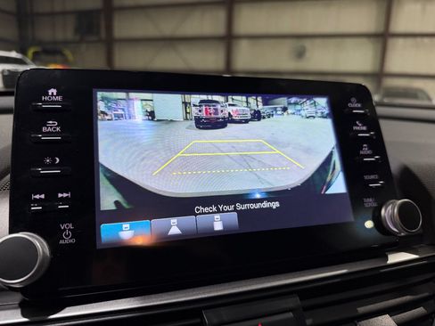 Used 2022 Honda Accord Sport image 32