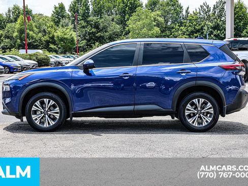 Used 2023 Nissan Rogue SV FWD image 9