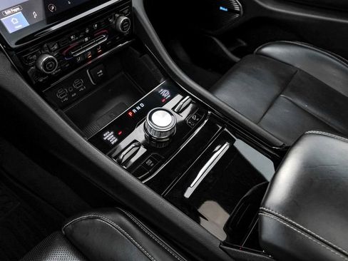 Used 2021 Jeep Grand Cherokee L Overland w/ Luxury Tech Group IV image 24