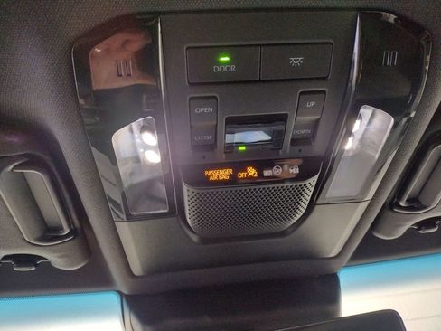 Used 2025 Toyota Land Cruiser image 27