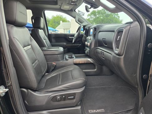 Used 2019 GMC Sierra 1500 Denali w/ Denali Carbonpro Edition AWD/4WD image 27