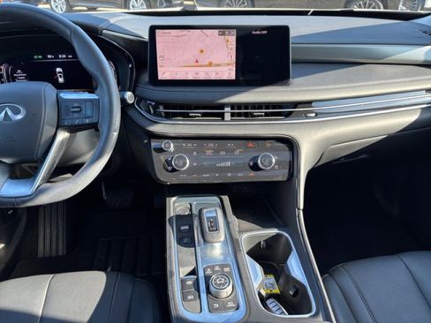 Certified 2024 INFINITI QX60 Luxe w/ Vision Package image 14