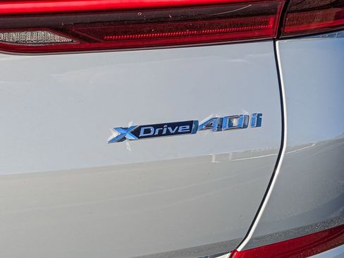 New 2026 BMW X6 xDrive40i image 5