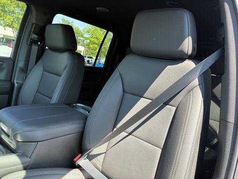 New 2026 Chevrolet Suburban LT w/ Comfort Package RWD image 22
