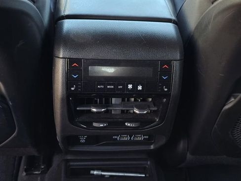 Used 2022 Jeep Grand Cherokee L Overland w/ Luxury Tech Group IV image 31