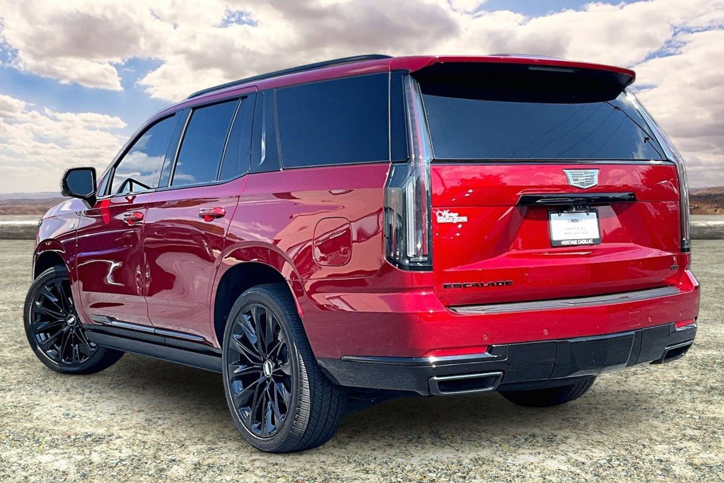 Used 2025 Cadillac Escalade Sport Platinum w/ LPO, ONYX Package AWD/4WD image 4