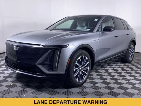 Certified 2024 Cadillac Lyriq Sport w/ LPO, Floor Liner Package AWD/4WD image 18