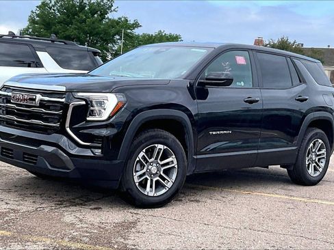 Used 2026 GMC Terrain Elevation FWD image 7