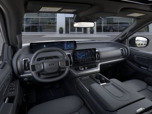 New 2026 Ford Expedition Platinum w/ Stealth Performance Package image 9