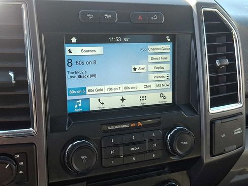 Used 2016 Ford F150 XLT w/ Equipment Group 302A Luxury image 19