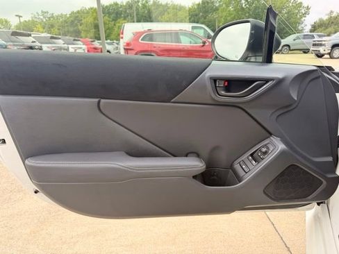 Used 2025 Toyota GR86 Premium w/ Performance Package RWD image 10