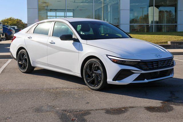 New 2026 Hyundai Elantra SEL w/ Cargo Package FWD image 1